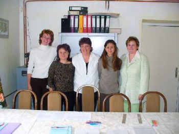 Volební komise byla letos vyloženě dámská: paní Morávková, Zimová, Tarantová, Hanušová a Miškeová tvořily výborný tým.